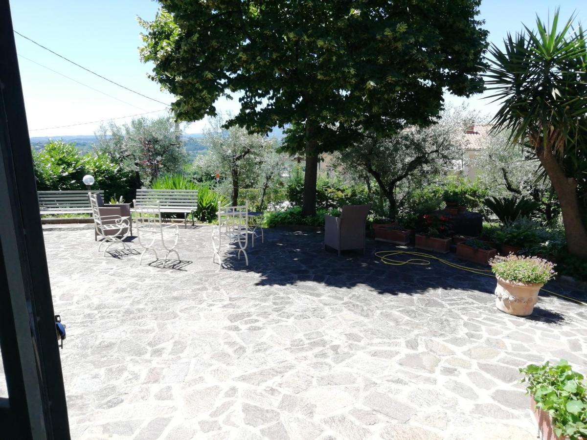 L'Uliveto Villa Montebuono  ภายนอก รูปภาพ